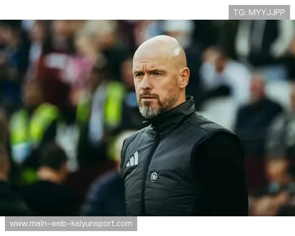 药厂9人新帅短期内首胜，滕哈赫下课不冤，滕哈格续约