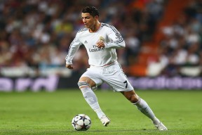 开云·体育官网-中国篮球开展乡村少年篮球梦计划覆盖百所学校，乡村篮球队